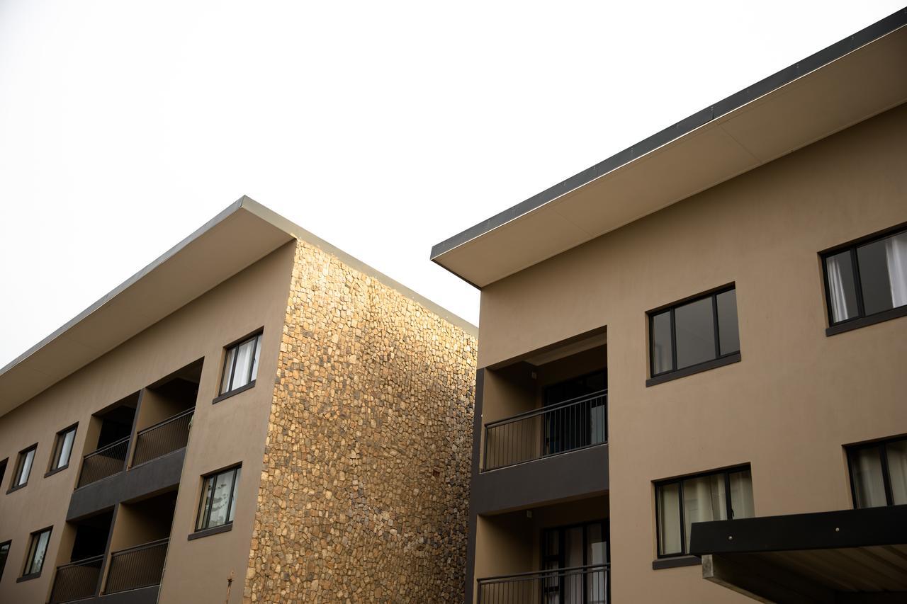 The Living Collective Apartments Pietermaritzburg Luaran gambar