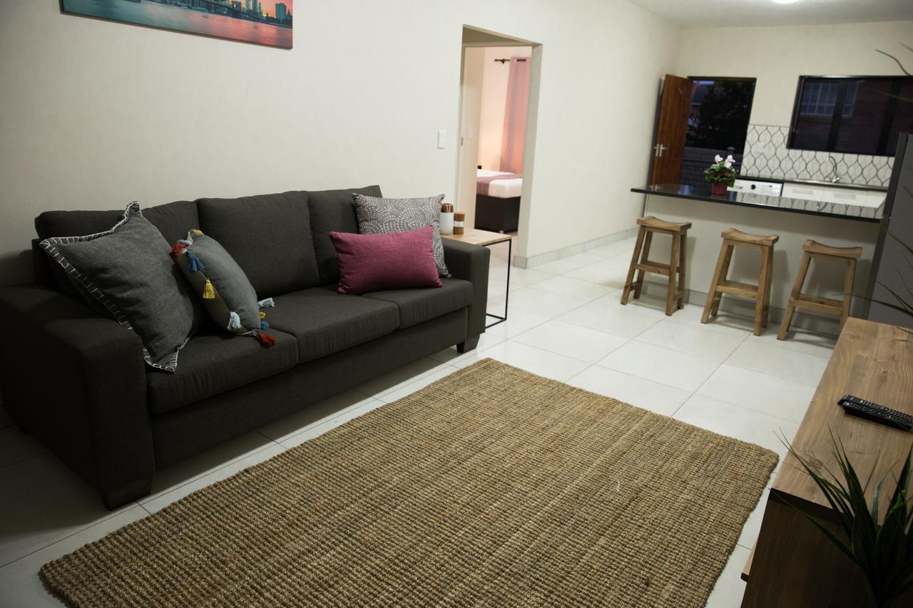 The Living Collective Apartments Pietermaritzburg Luaran gambar